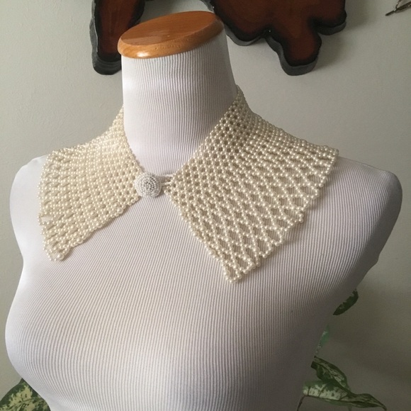 Vintage Jewelry - Host Pick- Vintage Cream Pearl Collar Necklace